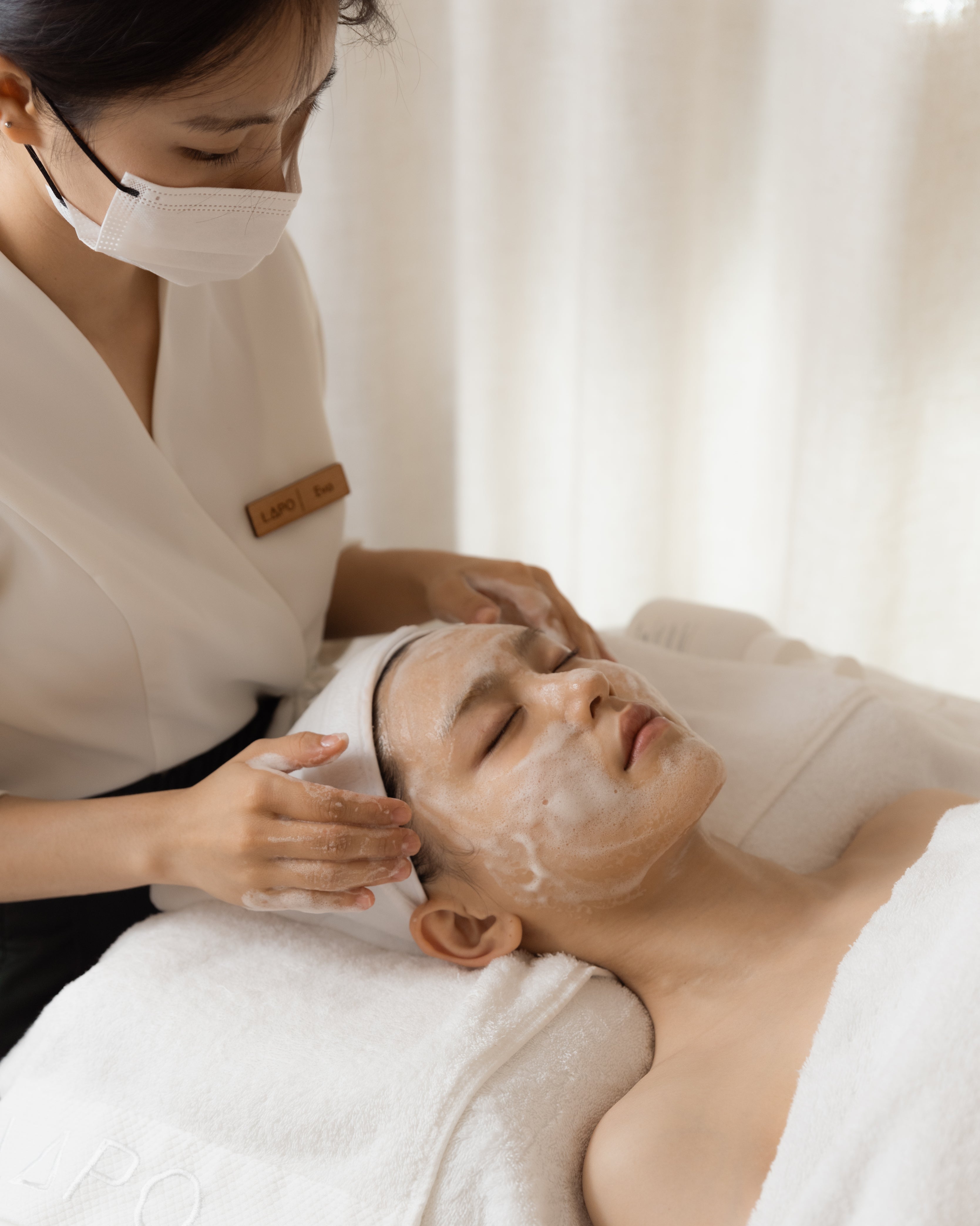 Urban Hydrate & Renew Facial